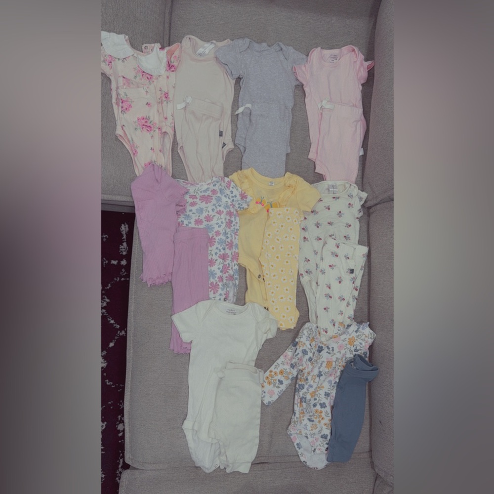 Assorted 0-3 Outfit Sets